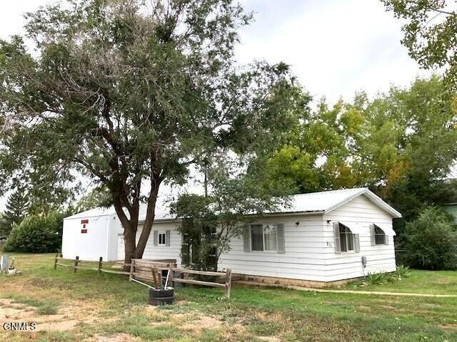 House for sale in Hebron, North Dakota