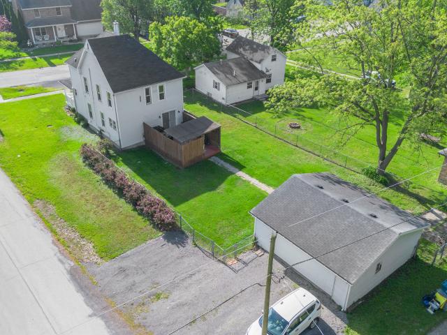 House for sale in Grant Park, Illinois