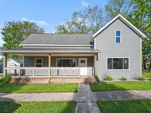 House for sale in Mentone, Indiana
