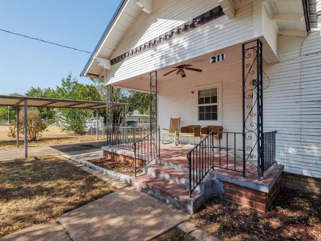 House for sale in Coleman, Coleman County