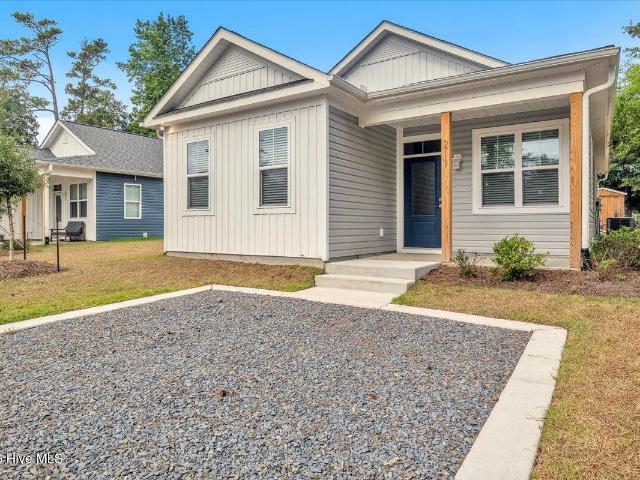 House for sale in Oak Island, North Carolina