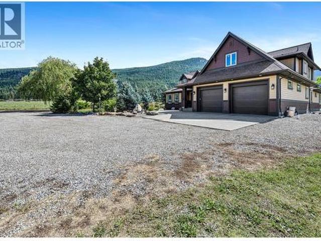 House for sale in Spallumcheen, British Columbia