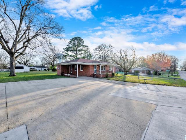 Commercial for sale in Gardendale, Alabama