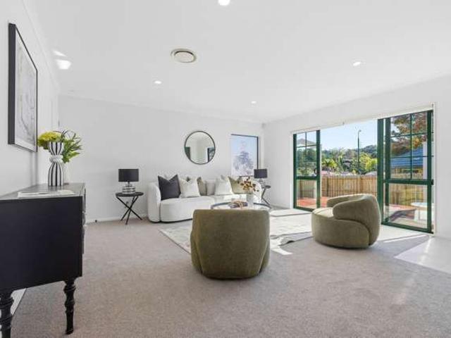 House for sale in Paremoremo