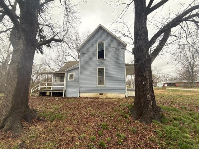 House for sale in Deepwater, Missouri