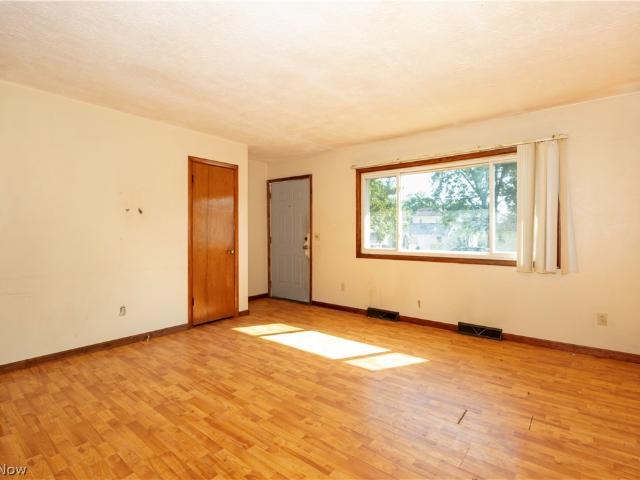 House for sale in Orrville, Wayne County