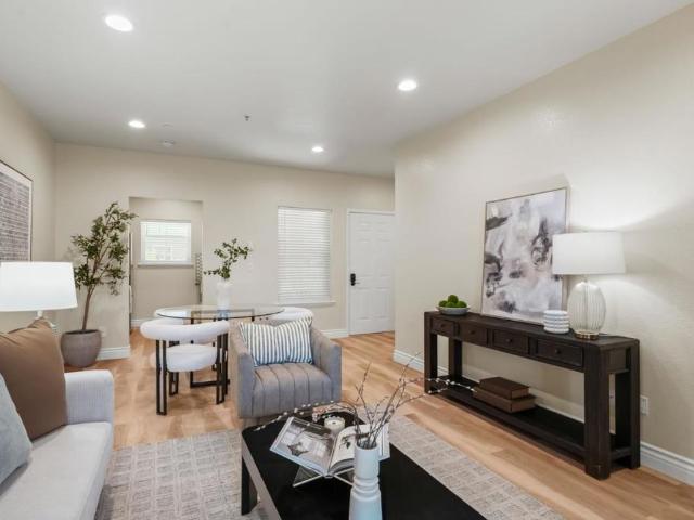 Condo for sale in San Mateo, California