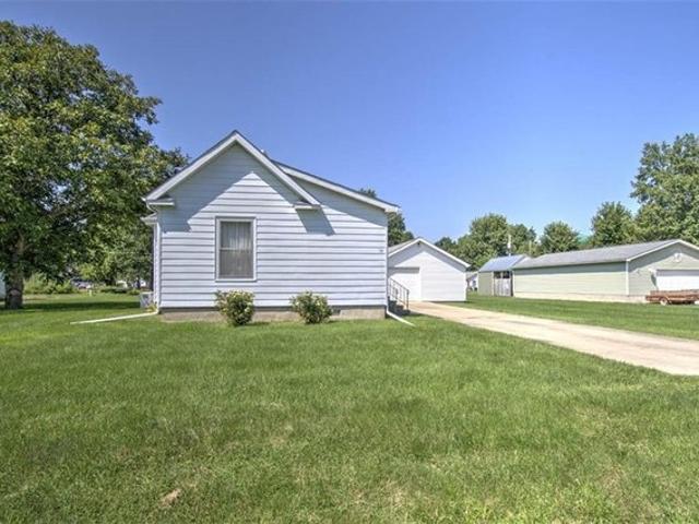 House for sale in Stonington, Illinois