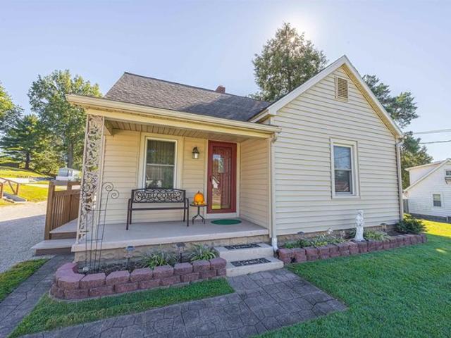 House for sale in Huntingburg, Dubois County