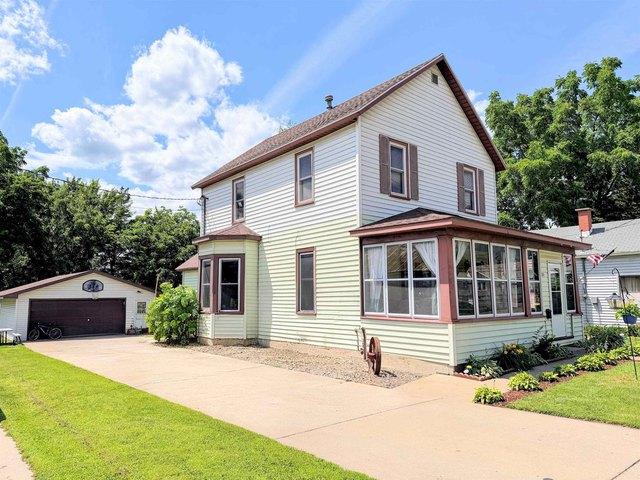House for sale in Prairie Du Chien, Wisconsin