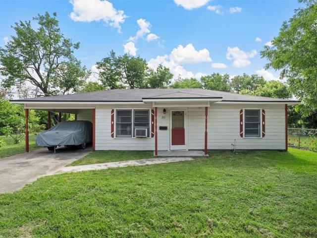 House for sale in Mart, Texas