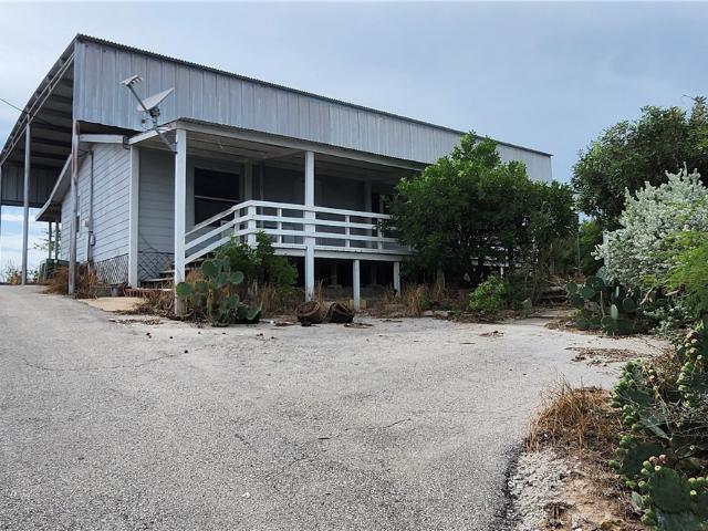 House for sale in Sandia
