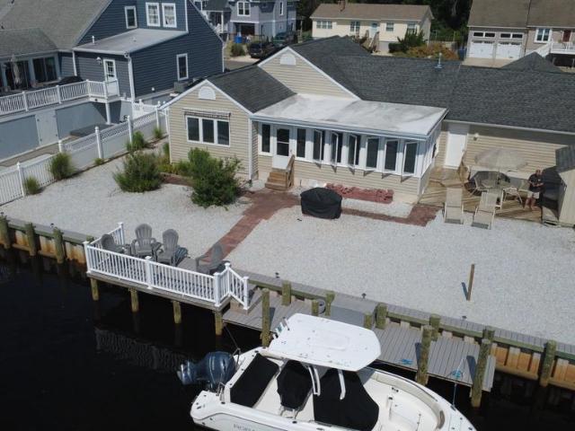 House for sale in Manahawkin, New Jersey