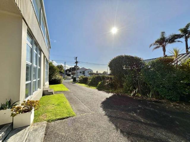 Apartment for rent in Takapuna