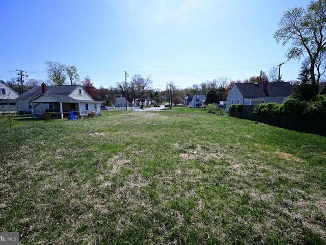 Land for sale in Oxon Hill, Maryland