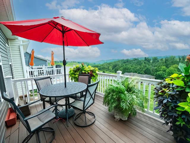 Townhouse for sale in Strabane, Pennsylvania