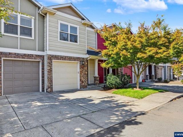 Condo for sale in Silverton, Marion County