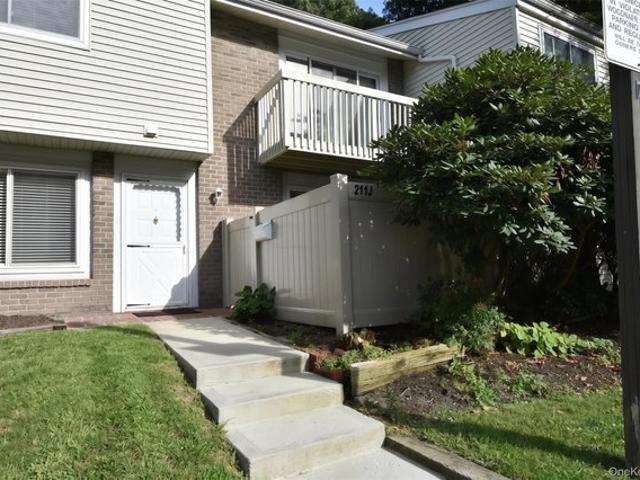 Condo for sale in Holbrook, Town of Islip