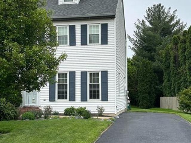 Townhouse for sale in Mount Joy, Pennsylvania