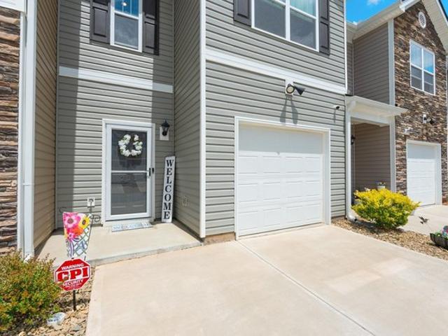 Townhouse for sale in Greer, South Carolina