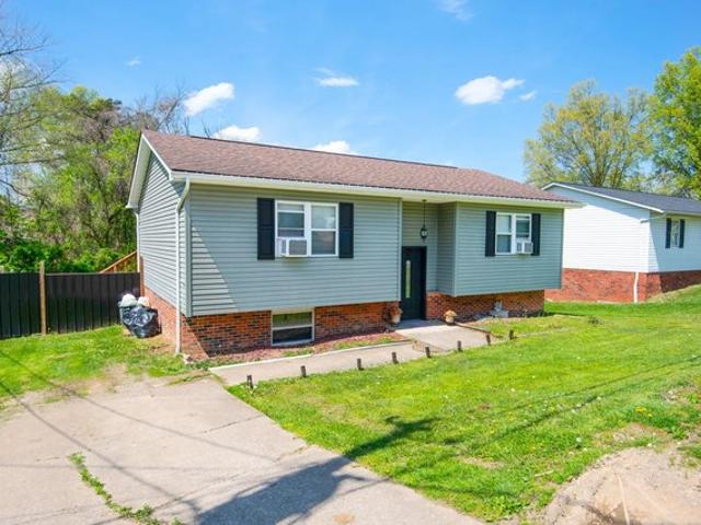 House for sale in Huntington, West Virginia