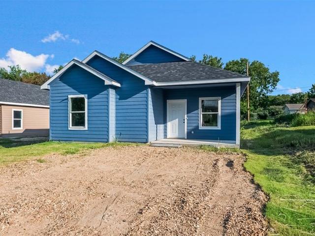 House for sale in Whitewright, Texas