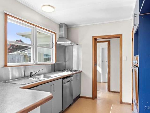 House for sale in Days Bay, Wellington
