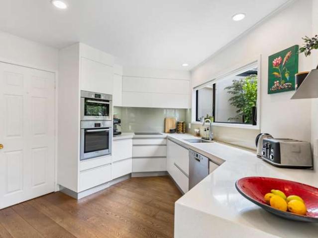 House for sale in Birkenhead, Kaipātiki