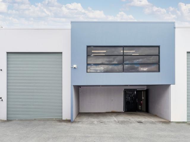 Warehouse for rent in Fernbrook, Queensland
