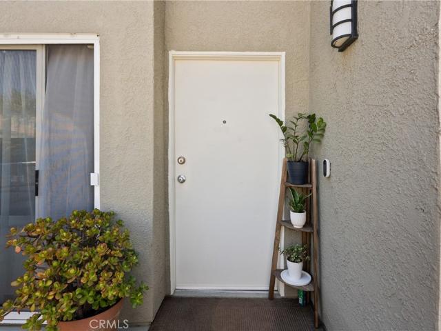Condo for sale in Santa Clarita, Los Angeles County