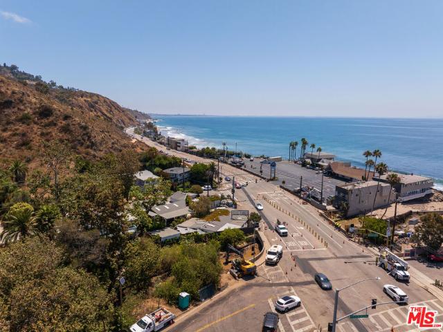Commercial for sale in Malibu, California