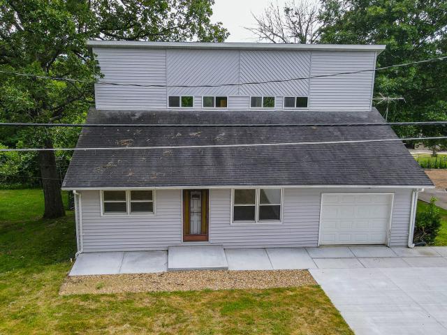House for sale in Hickory, Missouri
