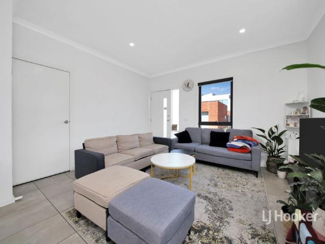 Townhouse for rent in Camerons Creek, Victoria