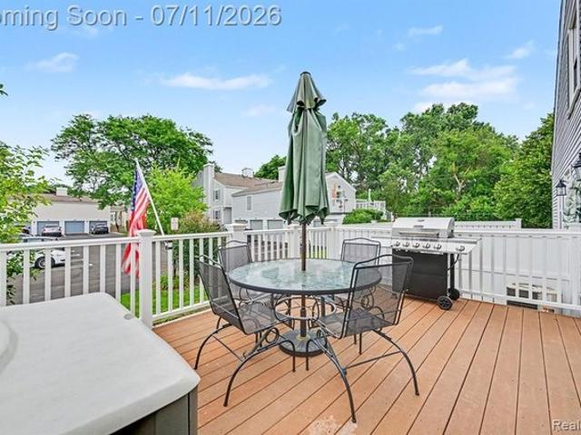 Townhouse for sale in Novi, Michigan