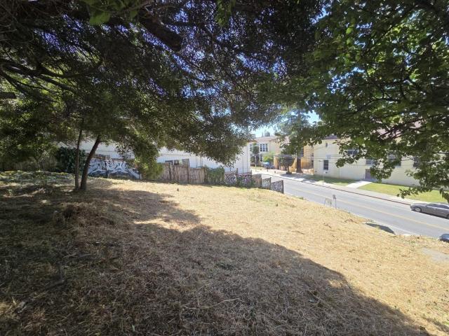 Land for sale in East Oakland, Oakland