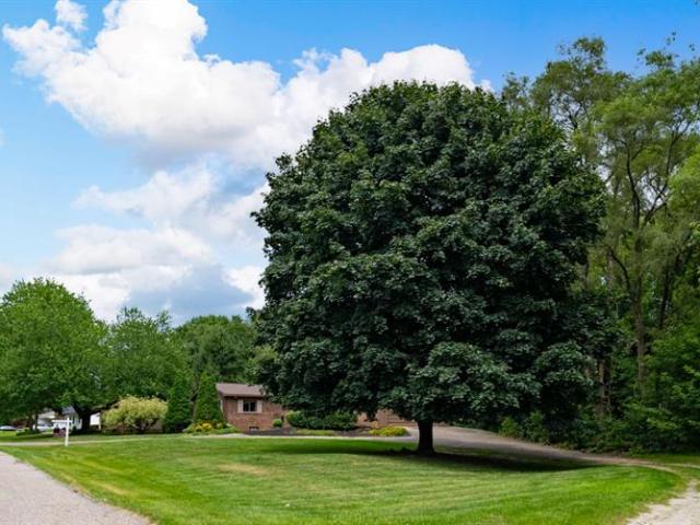 House for sale in Wixom, Michigan