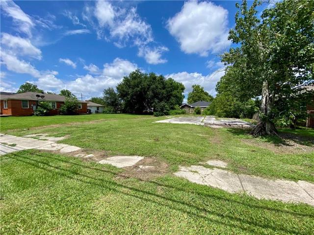 Land for sale in Arabi, Louisiana