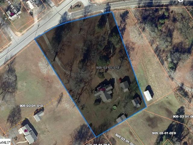 House for sale in Gray Court, South Carolina