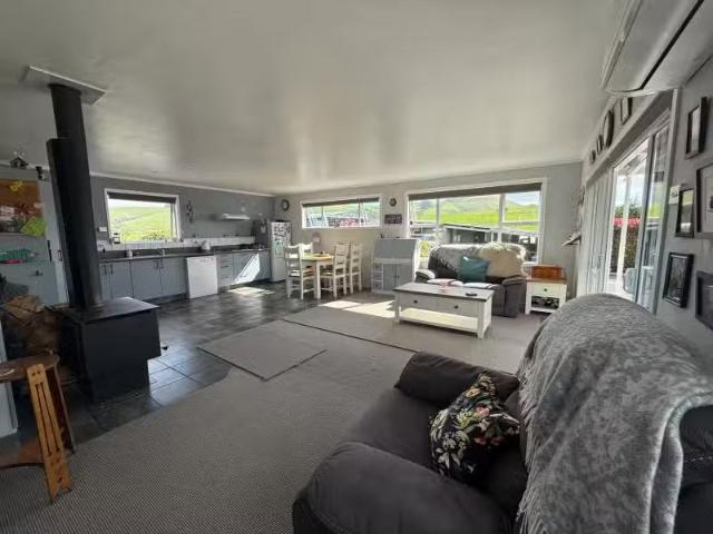 House for sale in Otakou