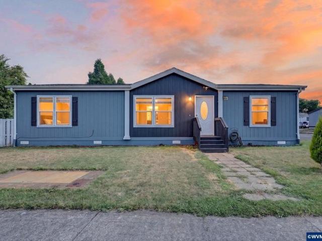 House for sale in Oregonia