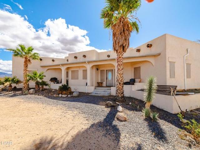 House for sale in Yucca, Arizona