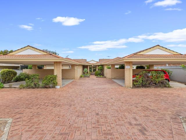 Villa for sale in Stirling, Western Australia