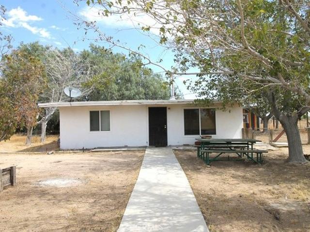 House for sale in Hinkley, California