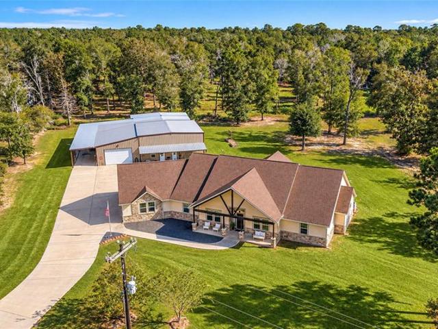 House for sale in Cleveland, Liberty County
