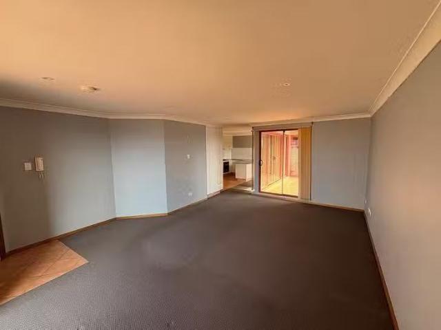 Apartment for rent in Malabar