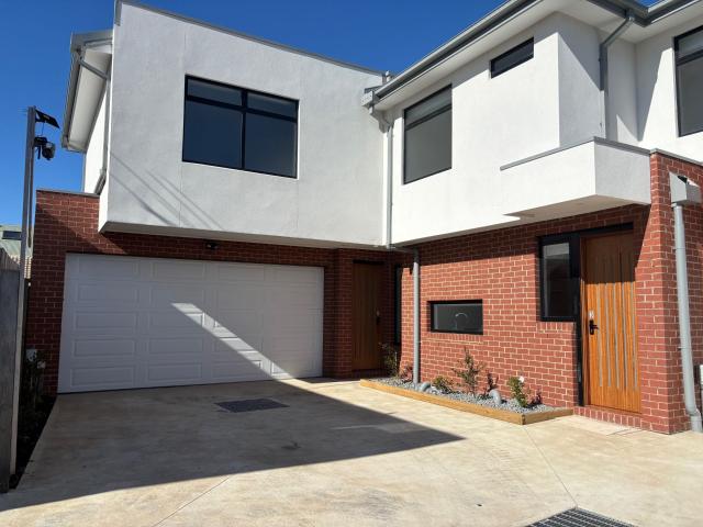 Apartment for rent in Camerons Creek, Victoria