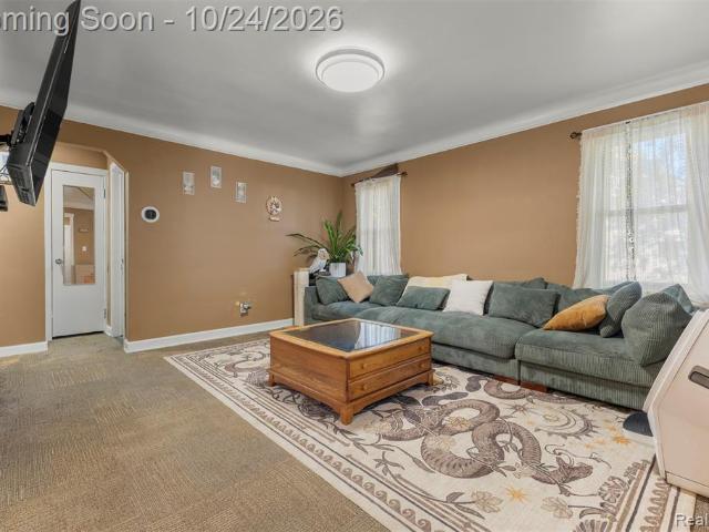 House for sale in Outer Drive Autopark Subdivision, Allen Park
