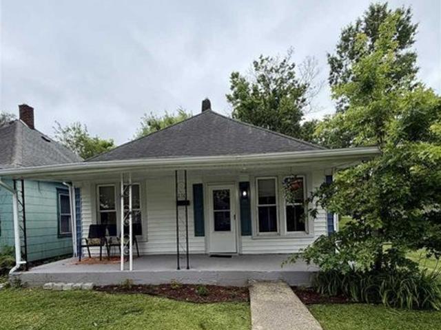 House for sale in Terre Haute, Indiana