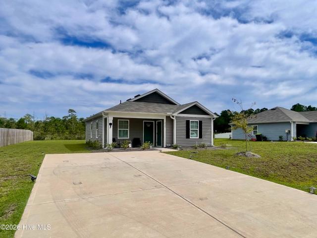 House for sale in Bolivia, North Carolina