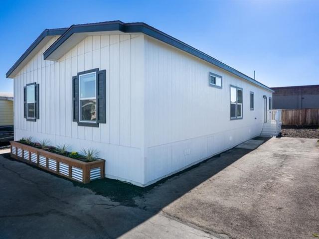 House for sale in Freedom, California